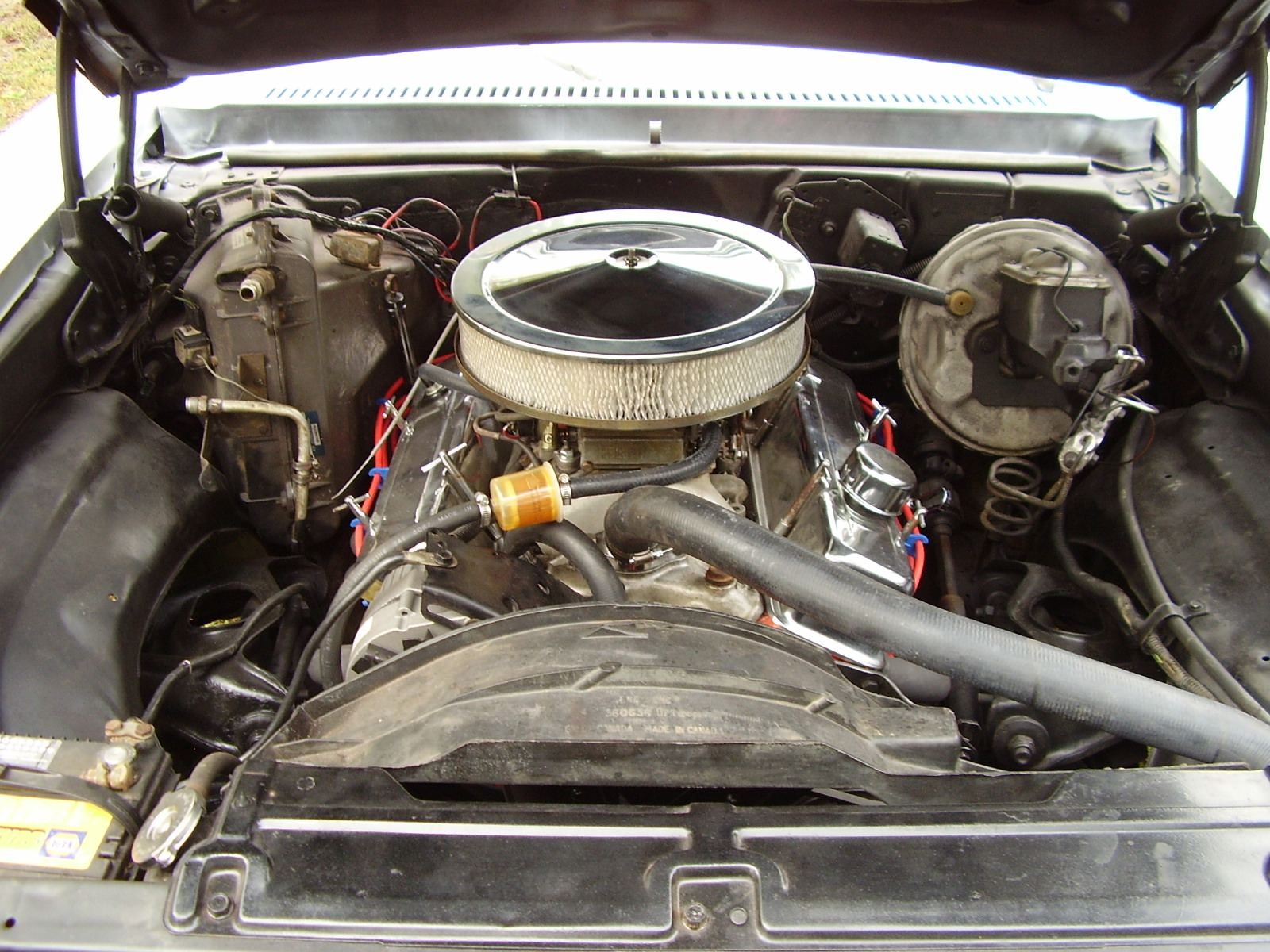 It gas a strong reliable engine and transmission.