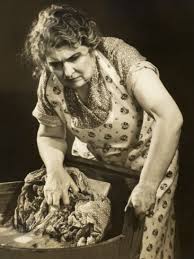 Clotheswashingwoman.jpg