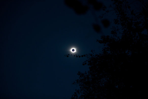 Solar Eclipse-0005SMALL.jpg
